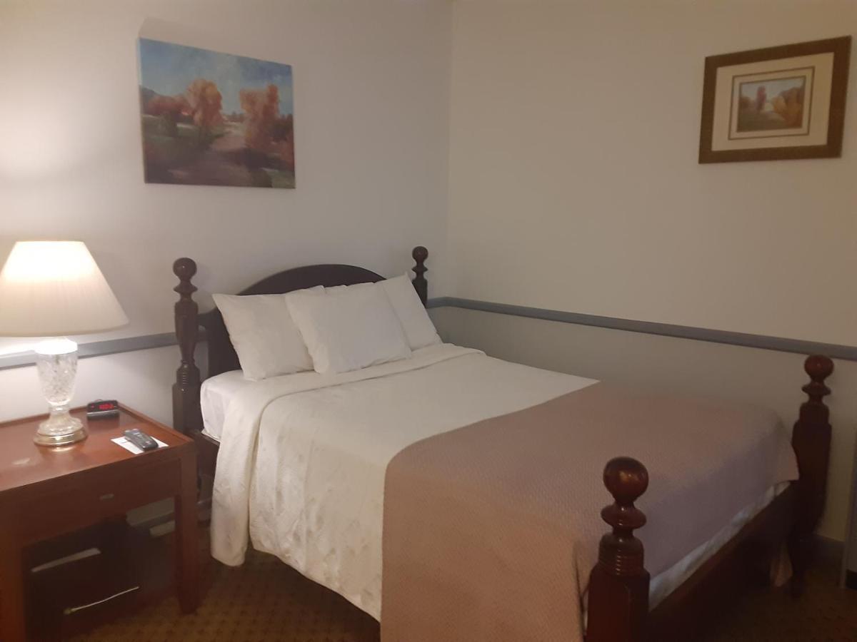 The Charles Inn Бангор Екстер'єр фото